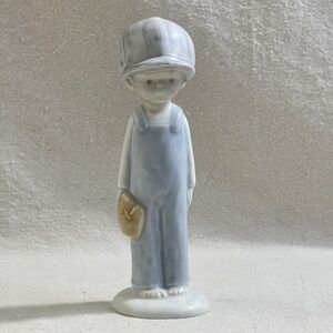Enesco Kinka Boy With Baseball Cap Glove Barefoot Figurine‎ Boys Room 1988 Japan